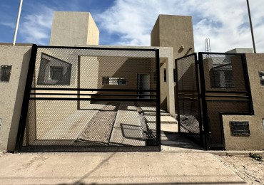 VENTA | CASA 2 HAB EN B° LOS PLATANOS | CIPOLLETTI